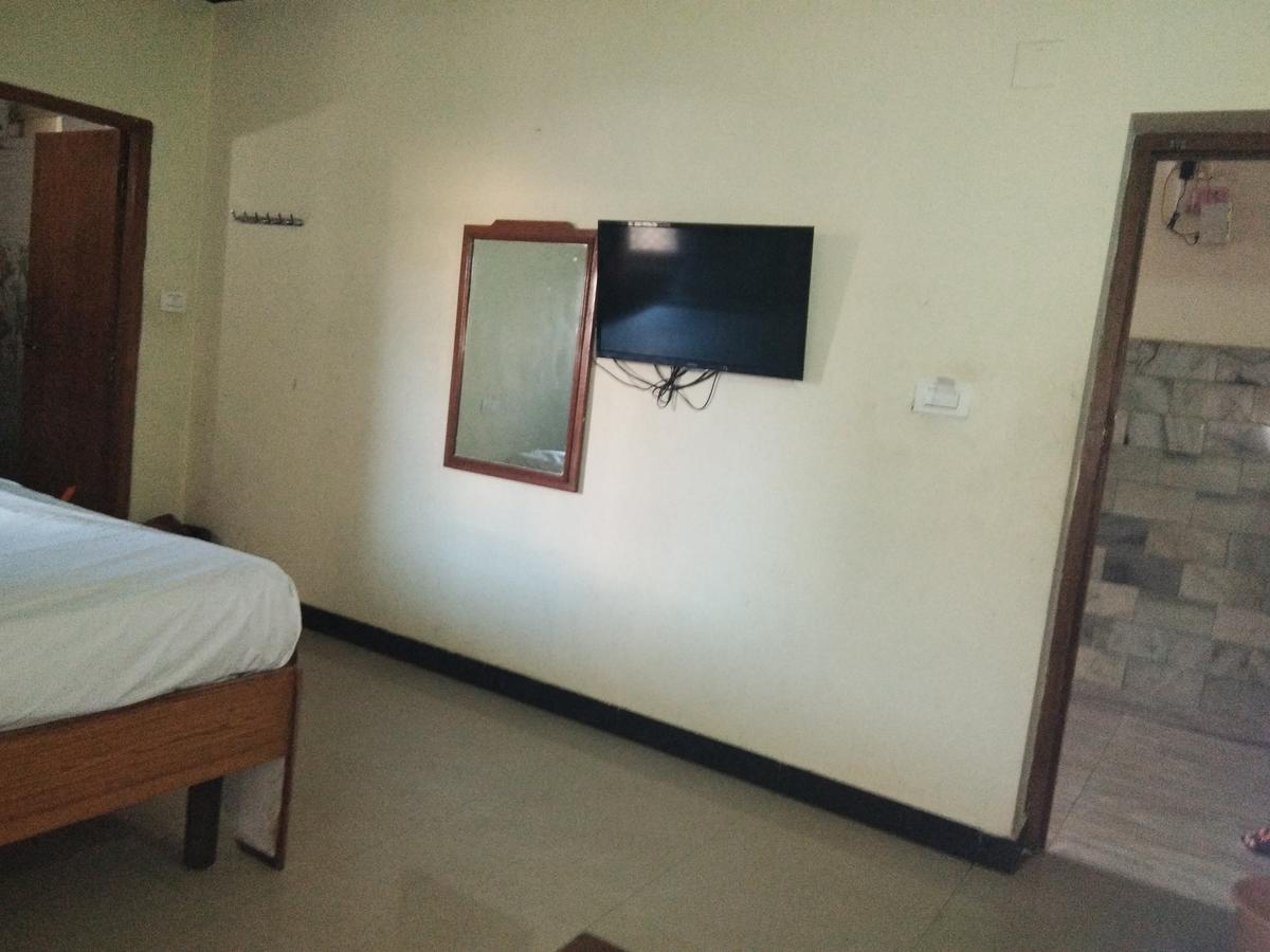 Hotel Jaysanthi Udagamandalam Exterior foto